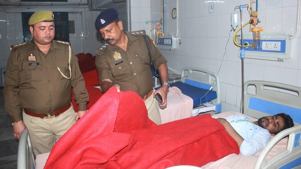 Moradabad: Leader of Jaharkhuraan gang caught in encounter, used to keep woman with him