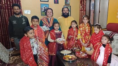 Phooldei festival Uttarakhand children put flowers in thresholds folk festival celebrated in CM residence