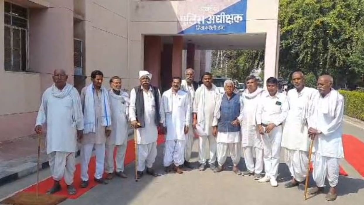 Karauli News Demand to arrest those accused of murder of youth