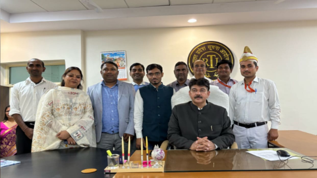 Bijnor: Senior journalist Rajendra Singh took charge as Information Commissioner