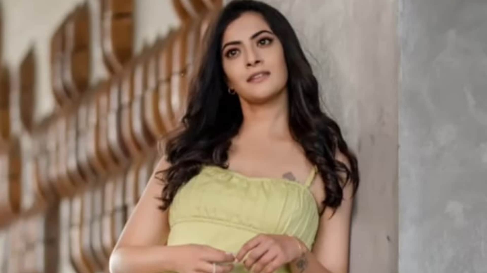 Varalaxmi Sarathkumar Slams Fake Arrested News Said Do not take Our Silence to be a Sign of Weakness