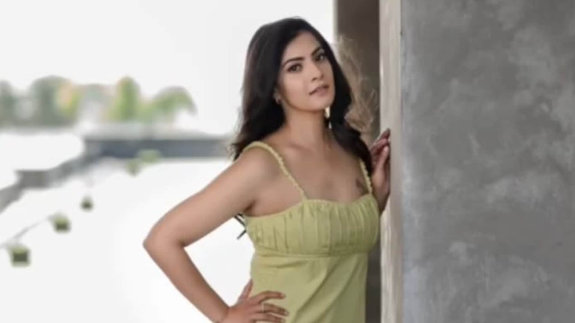 Varalaxmi Sarathkumar Slams Fake Arrested News Said Do not take Our Silence to be a Sign of Weakness