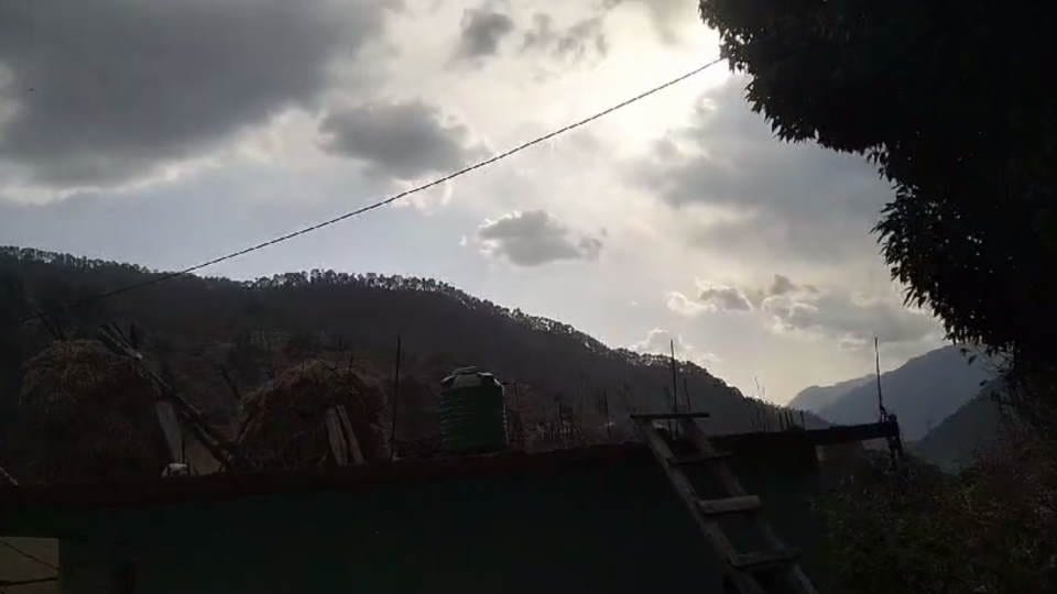 Uttarakhand Weather changes Rain started with thunderstorm in Yamunotri Dham and Hilly Area
