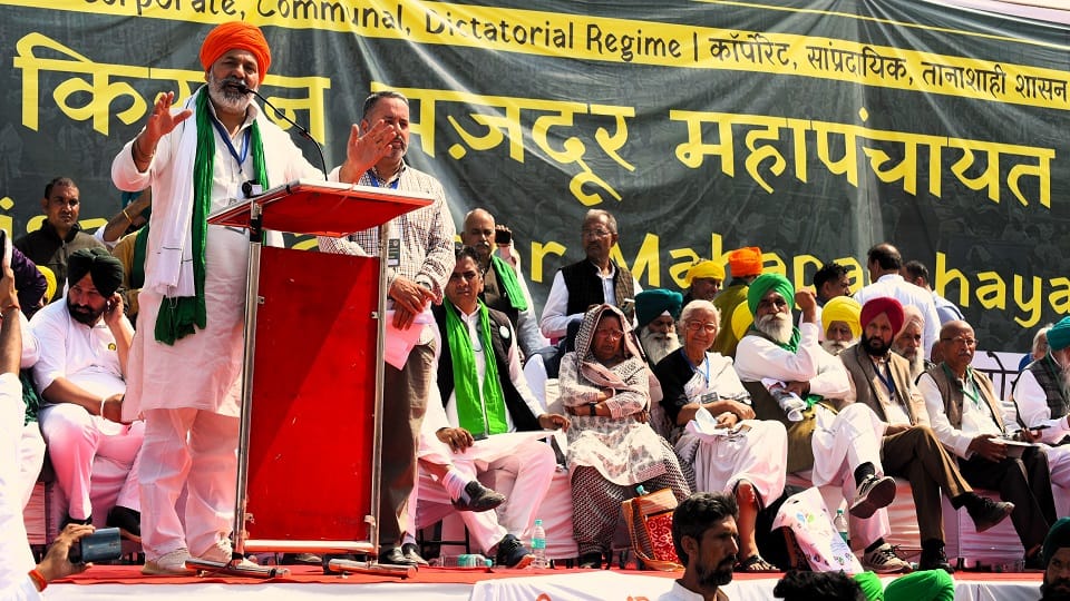 Delhi: Farmers have decided to intensify the fight against the policies of the central government.