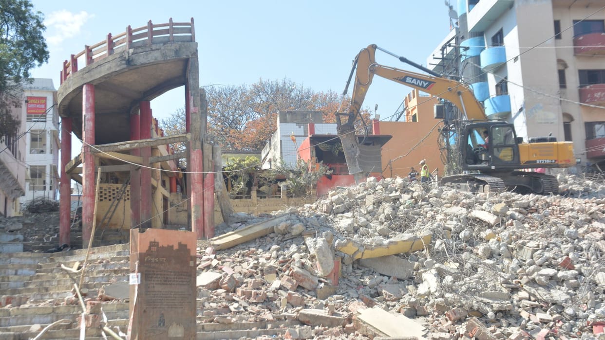 Cremation five hundred closed two months has been at Harishchandra Ghat