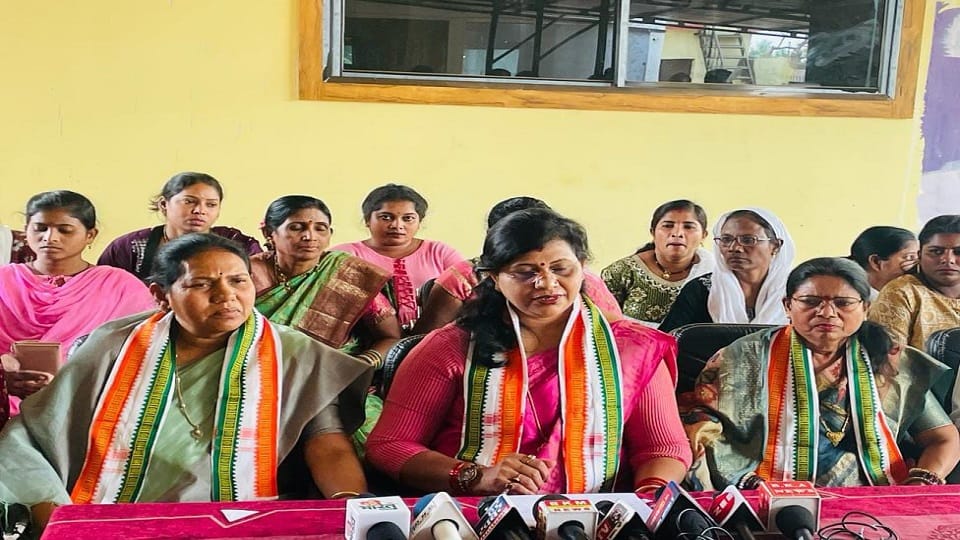 Congress alleges Tribal women are unsafe in BJP government