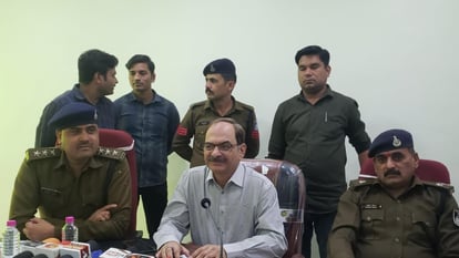 Mp News: दमोह सराफा बाजार में चोरी के छह आरोपी गिरफ्तार