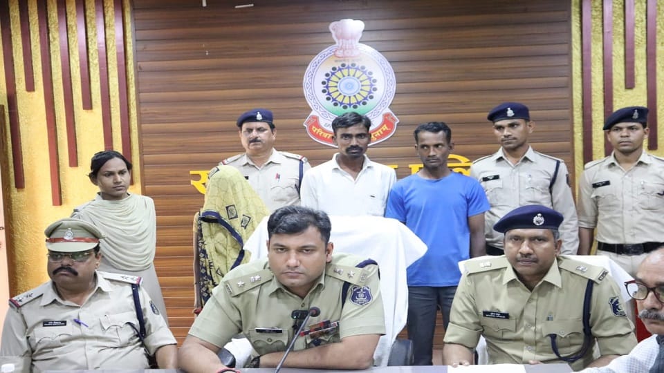 wife along with her lover and his friend murdered her husband in Rajnandgaon