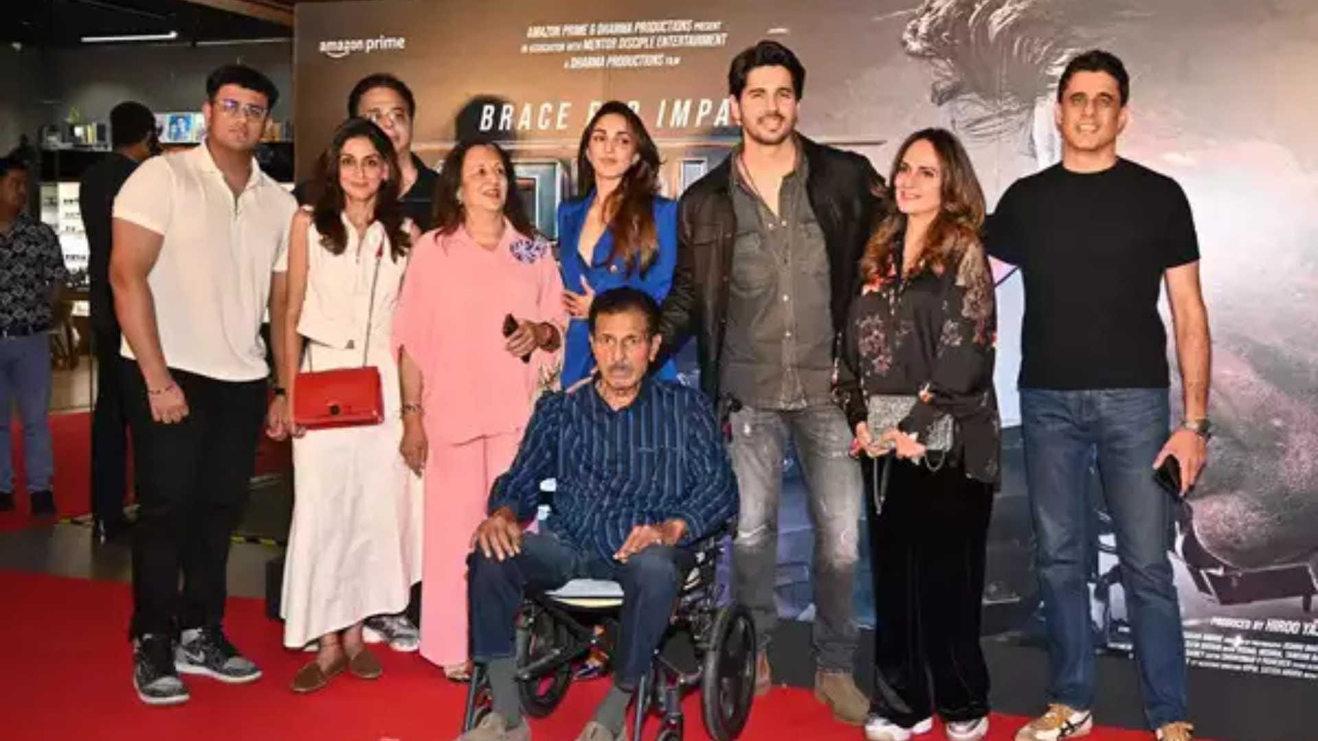 BOLLYWOOD CELEBS AT RED CARPET SCREENING OF YODHA Sidharth Malhotra kiara advani Raashii Khanna disha patani