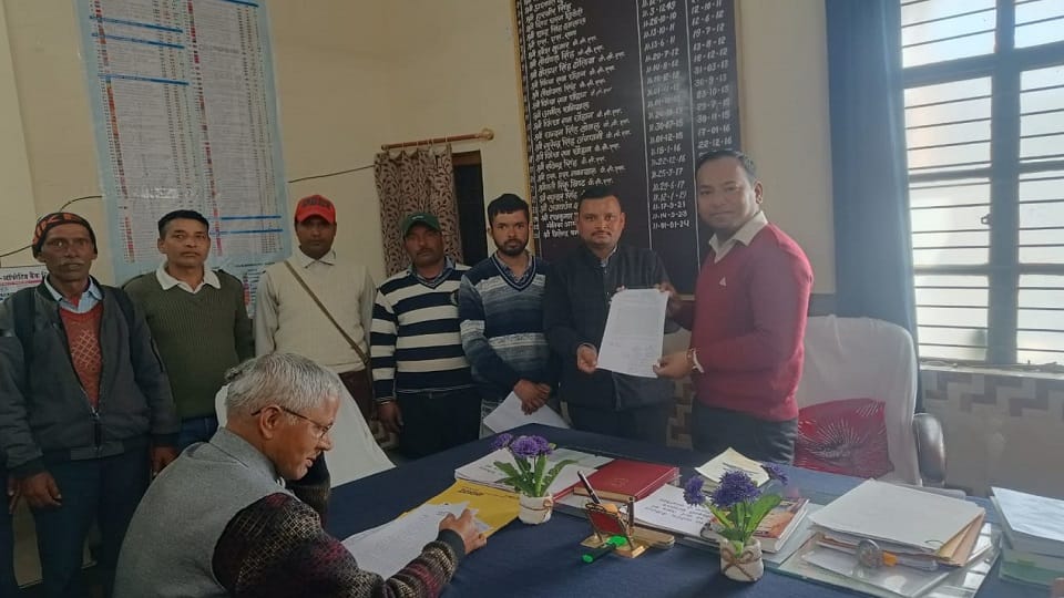 Five kilometer long road could not be built even in 19 years at bageshwar