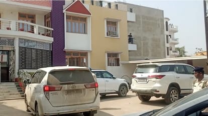 Bihar News : ब्रॉडसन के अध्यक्ष रहे बालू कारोबारी के घर आरा में ईडी कर रही जांच; जदयू एमएलसी से जुड़ी है कंपनी Bihar News : ED searches in Bihar, JDU MLC invested company Broadson ex chairman krishna mohan singh on target