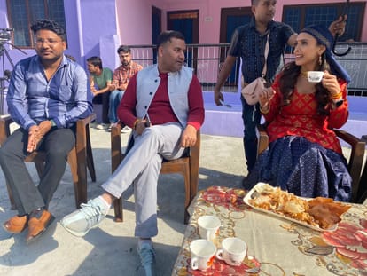 Uttarakhand News Bollywood actress Rishita Bhatt seen in Jaunsari attire visited Mahasu temple