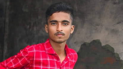 Mother had stopped her only son from taking bath...Aakash left after saying he was at a friend's house.