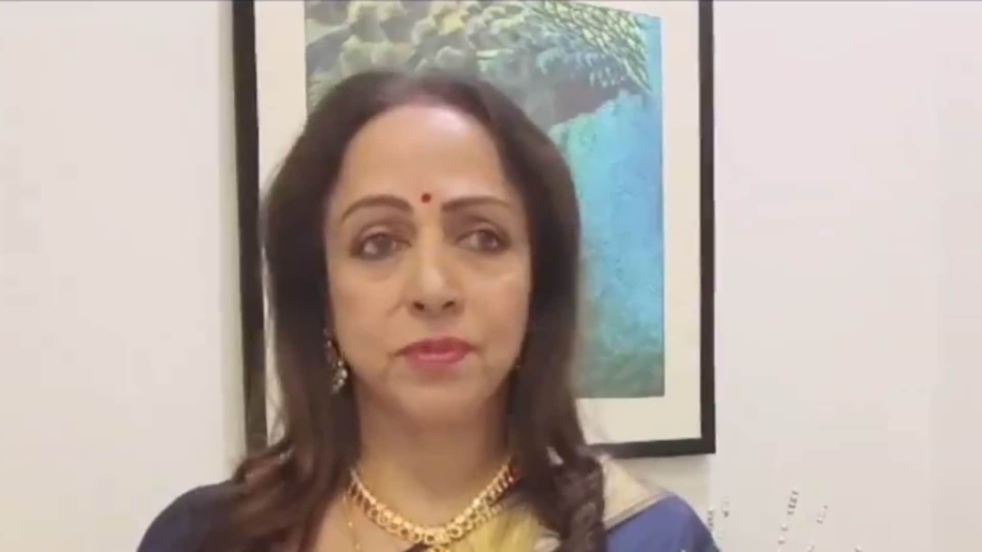 Hema Malini could never come out of the Character of Basanti From Sholay Said It will always be There