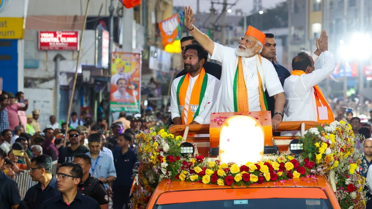 PM Modi Telangana Visit today road show in Hyderabad Roadshow news and updates in hindi