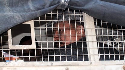 Son Adeeb met Azam: Abba, there is some problem for some time.. everything will be fine soon
