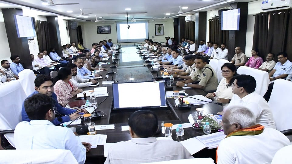 Minister ultimatum to DPO complaints of irregularities were continuously being received in this department in