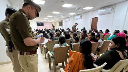 पुलिस ने की पूछताछ