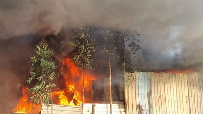 Rampur: Fire broke out scrap warehouse, controlled after three hours, vehicular movement came to standstill