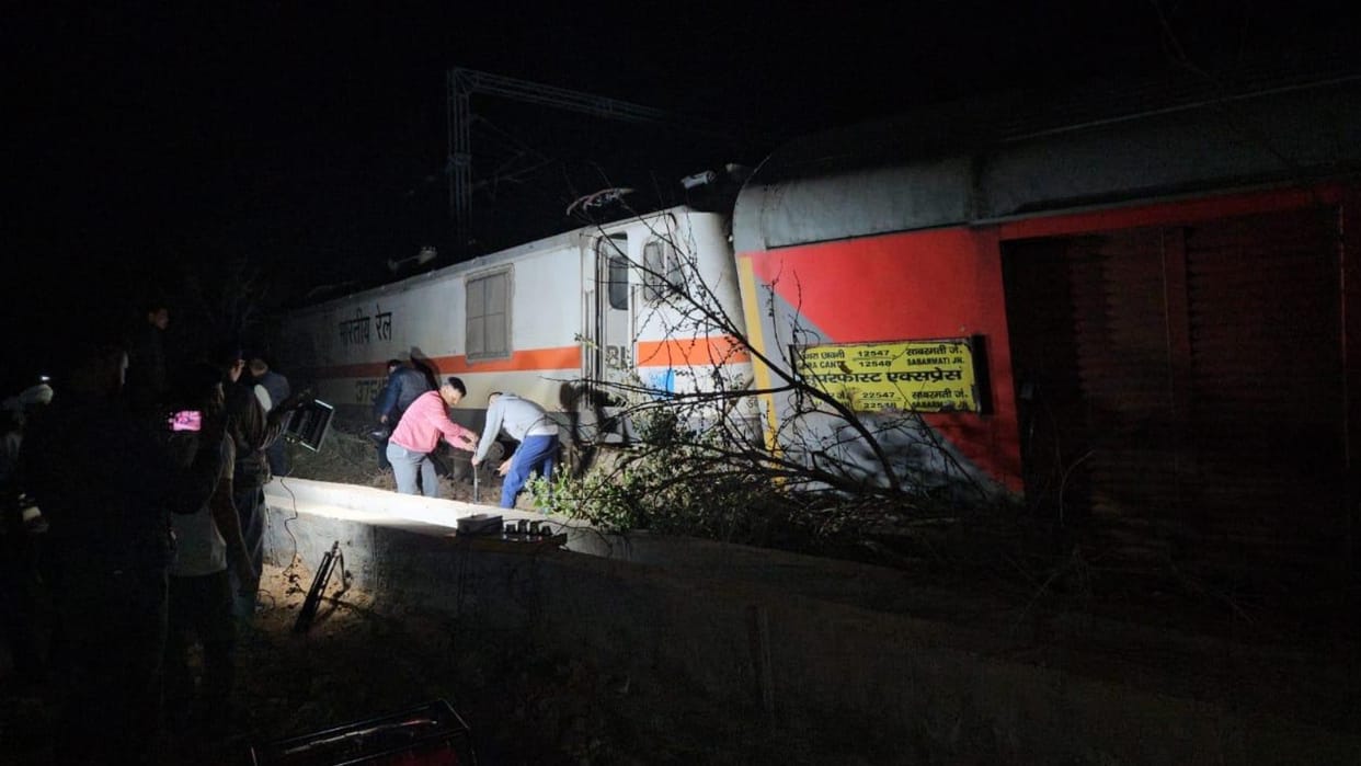 Ajmer Train Mishap: 4 coach of Sabarmati-Agra Express derailed along with engine in Madar, 6 trains cancelled