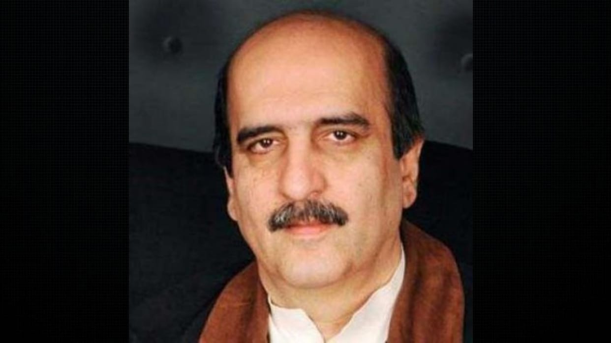 Former member of Imran Khan's party demands investigation into undeclared foreign bank accounts
