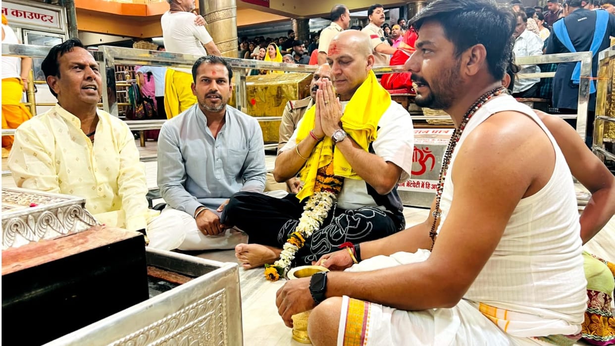 Gadar-2 villain Manish Wadhwa reached the shelter of Baba Mahakal