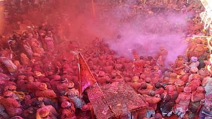 Holi in mathura Kanha city immersed in Holi celebrations, people drenched in colors