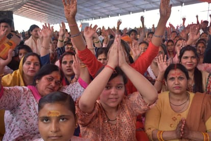 Dhirendra Krishna Shastri in Moradabad, India should become a Hindu nation, this is my aim