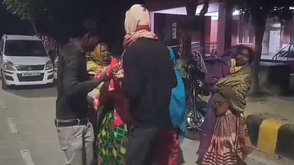 कन्नौज में दर्दनाक हादसा: तेज रफ्तार ट्रक ने कार में मारी टक्कर, तीन लोगों की मौत...एक गंभीर, चालक फरार Tragic accident in Kannauj, Speeding truck hits car, three people died and one serious, driver absconding