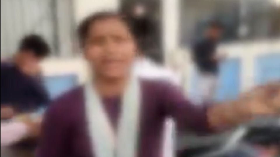 Car owners beat up husband and wife in Noida