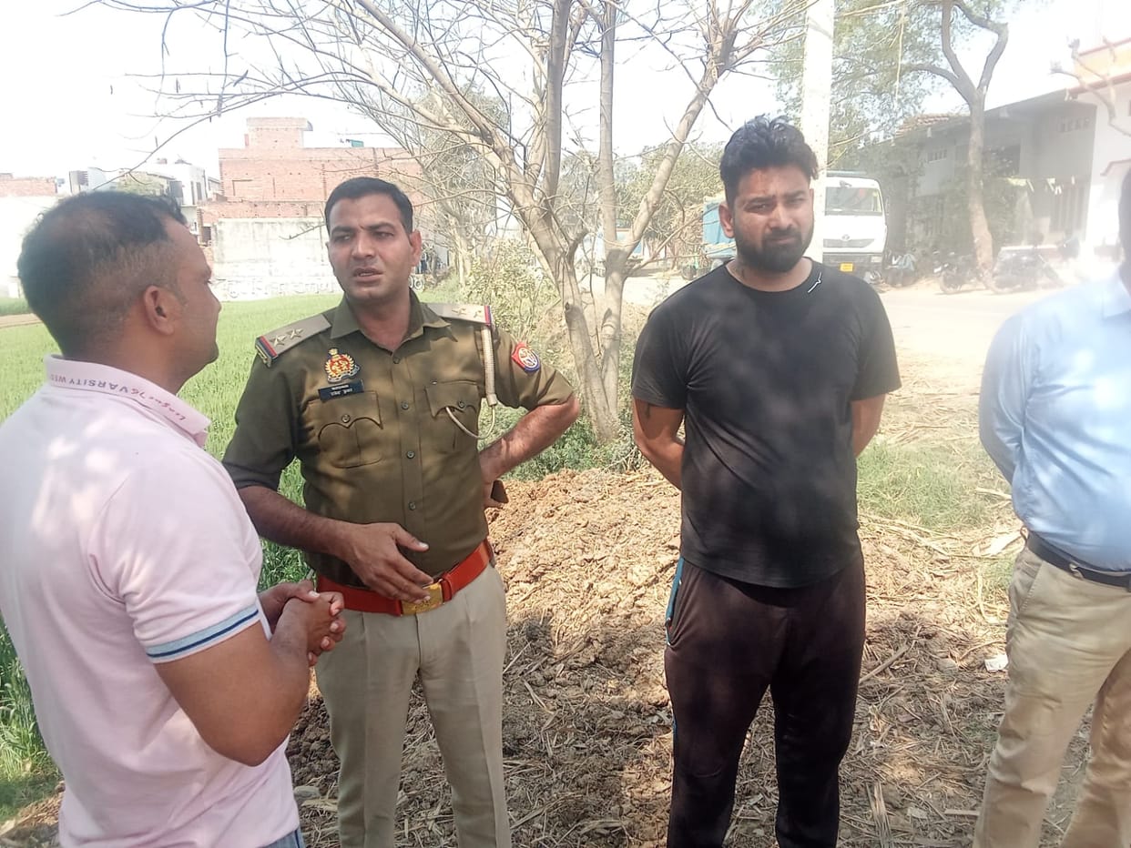 Shamli: Highway company supervisor dies, body found in roadside field
