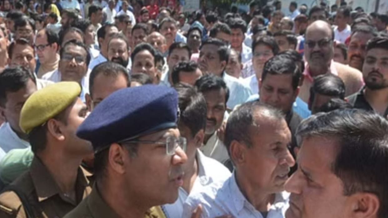 Teacher murder case of muzaffarnagar accused constable mentally ill