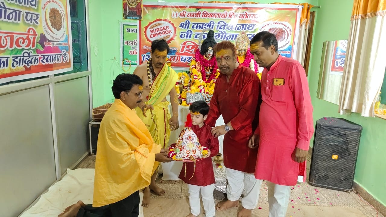 Rangbhari Ekadashi 2024 Kashi Puradhipati barat reached perform for Gaura Gauna