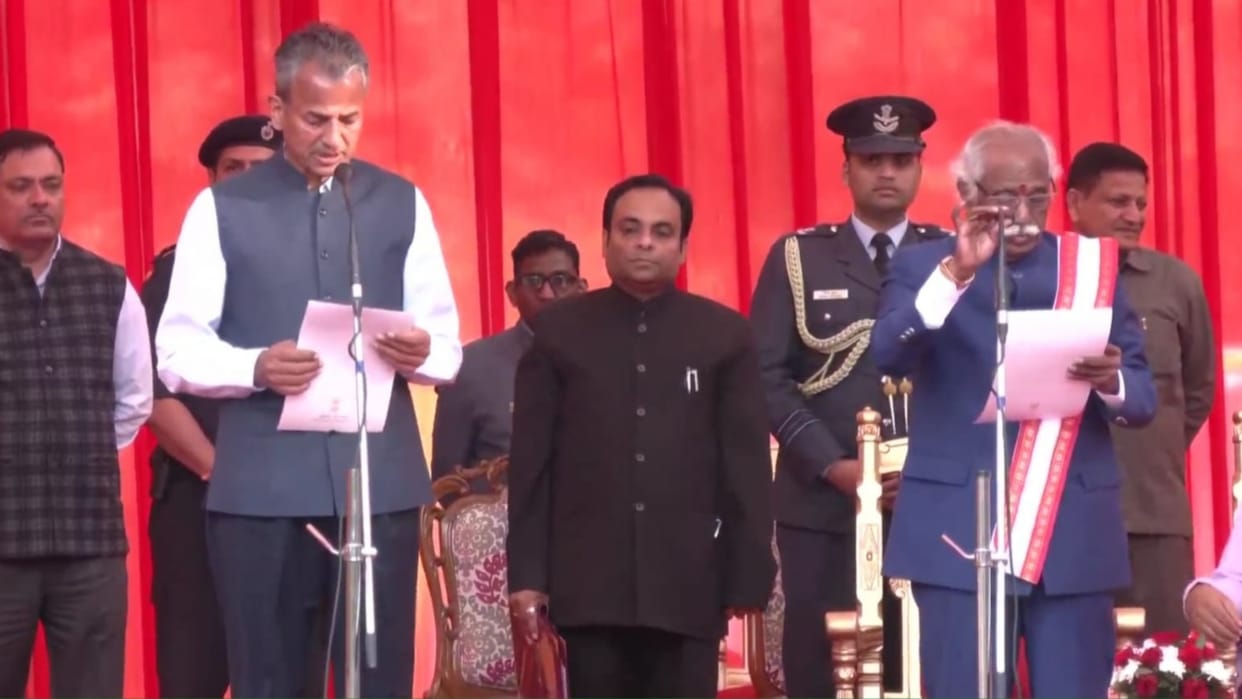 Dr Abhay Yadav took oath Minister of State in Saini government, Lecturer turned HCS