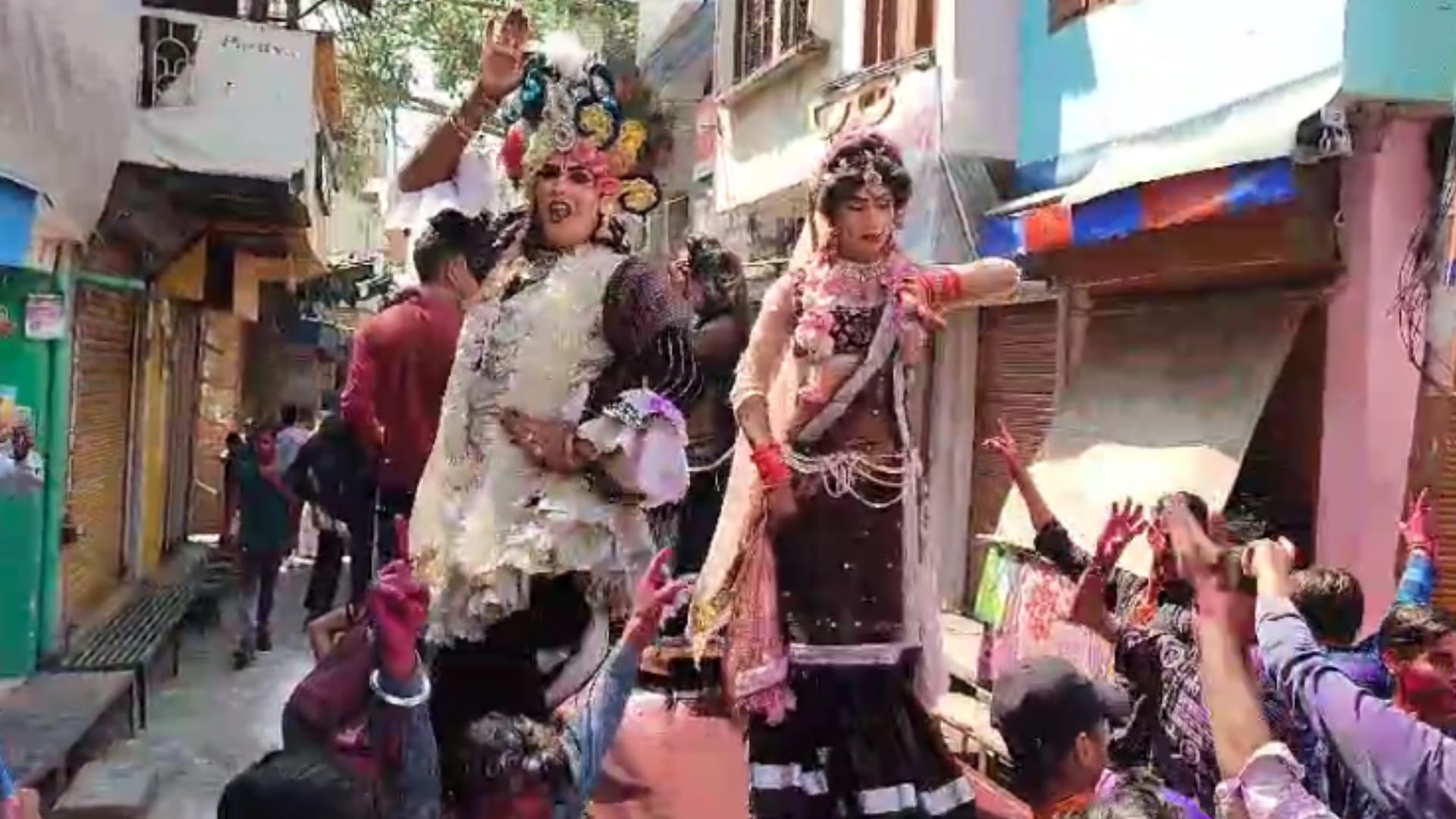बिजनौर में होली जुलूस