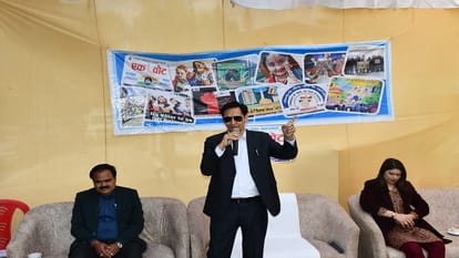 Kumaon Commissioner Deepak Rawat inaugurated Democracy Cafe in Bhowali