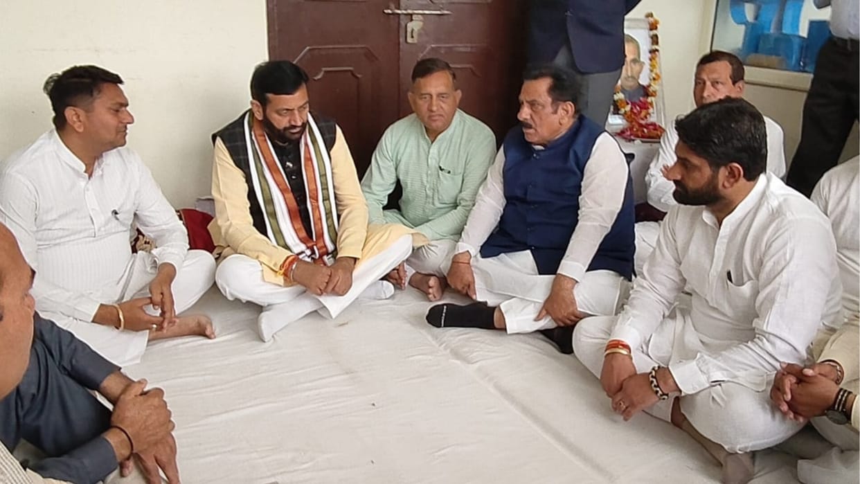 Haryana: Chief Minister Nayab Saini reached Kurukshetra, expressed grief over the demise of former MLA's broth