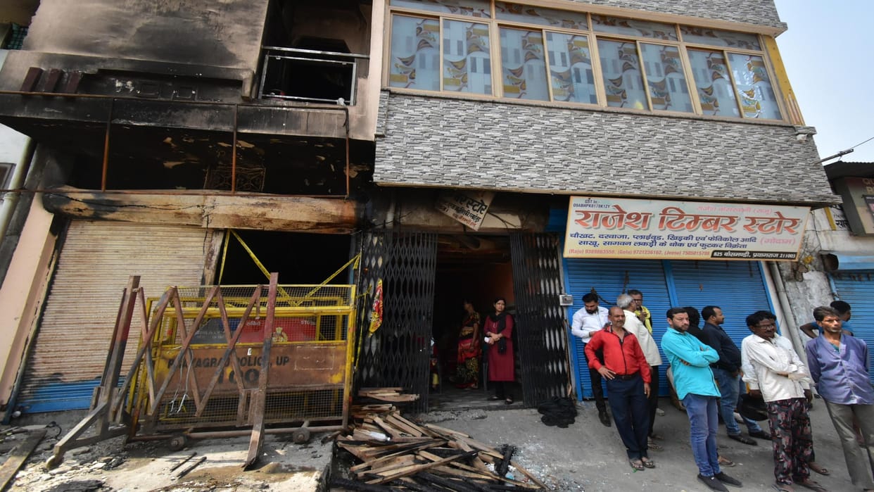 Mutthiganj accident: Before throwing her in the fire