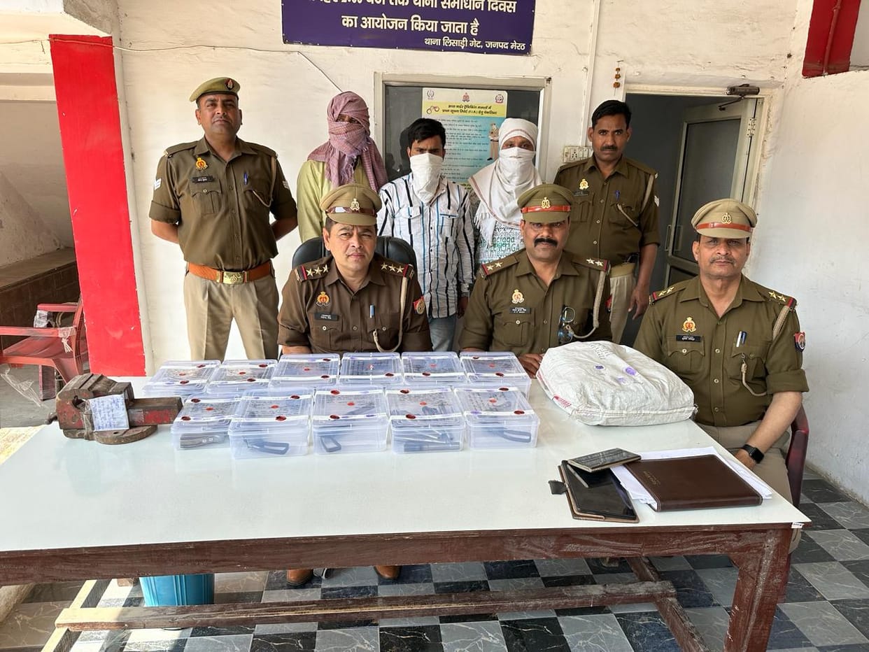 Meerut police have revealed a illegal tamancha factory and three accused arrested