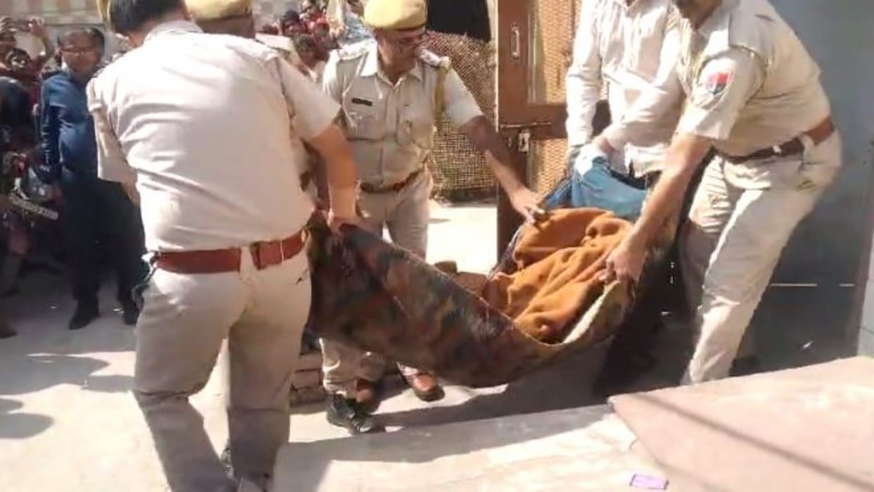 Bharatpur Girl murdered by slitting her throat in a rented room