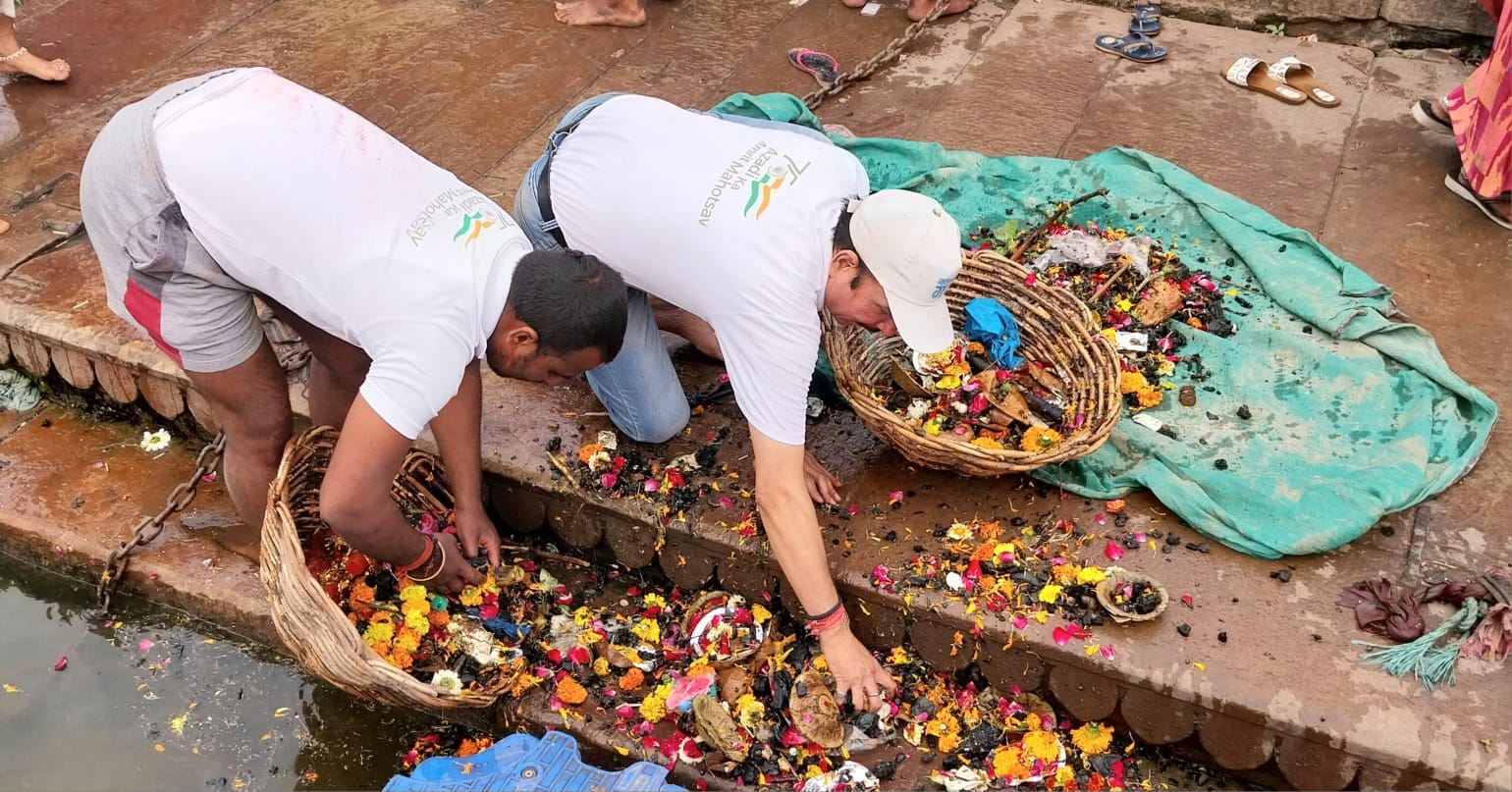 Rangbhari Ekadashi 2024 Holi celebration in Gauri Kedareshwar temple