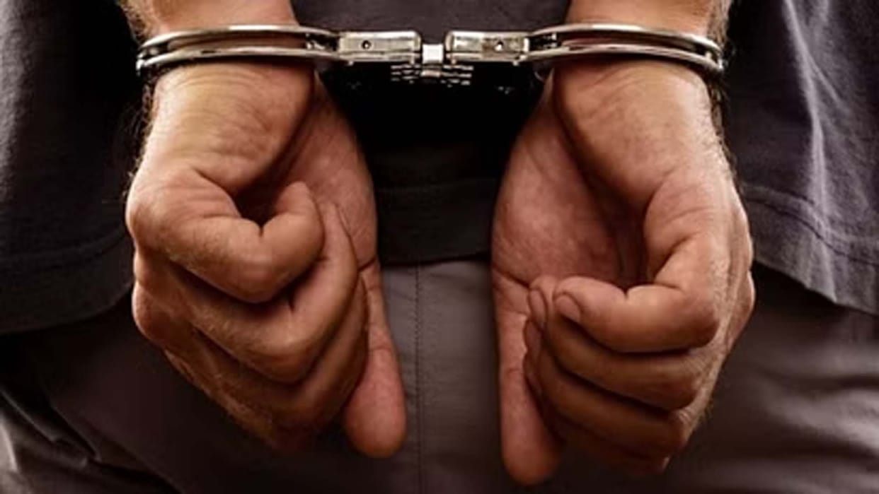 Kanpur: Fake pantry car manager and vendor caught selling food in LTT train, case filed