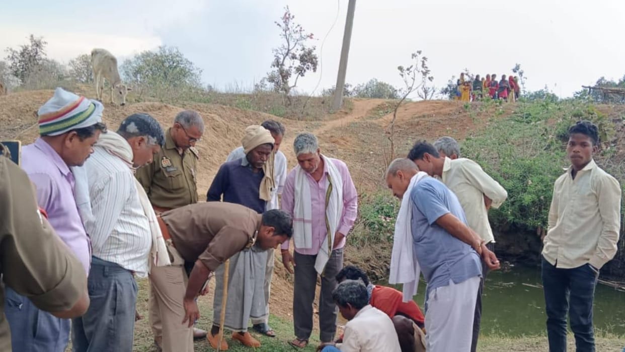 child died drowning bowli in sonbhadra happened while playing
