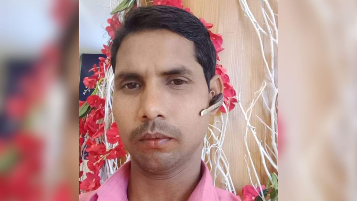 young man falls fodder cutting machine deadly Death in bhadohi
