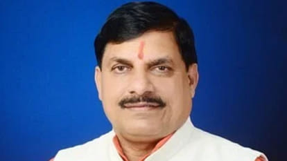 Madhya Pradesh Ujjain Mahakal Temple Bhasma Aarti Fire incident several injured news and updates