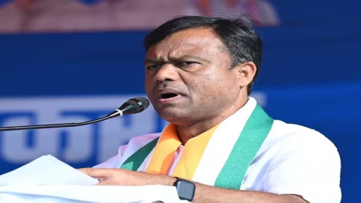 CG poiltics: Congress Five guarantees for Lok Sabha Elections 2024
