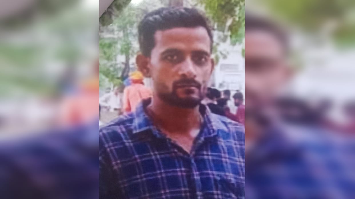Dead body of Rae Bareli youth found in a sack in Manda, suspicion of murder due to love affair.