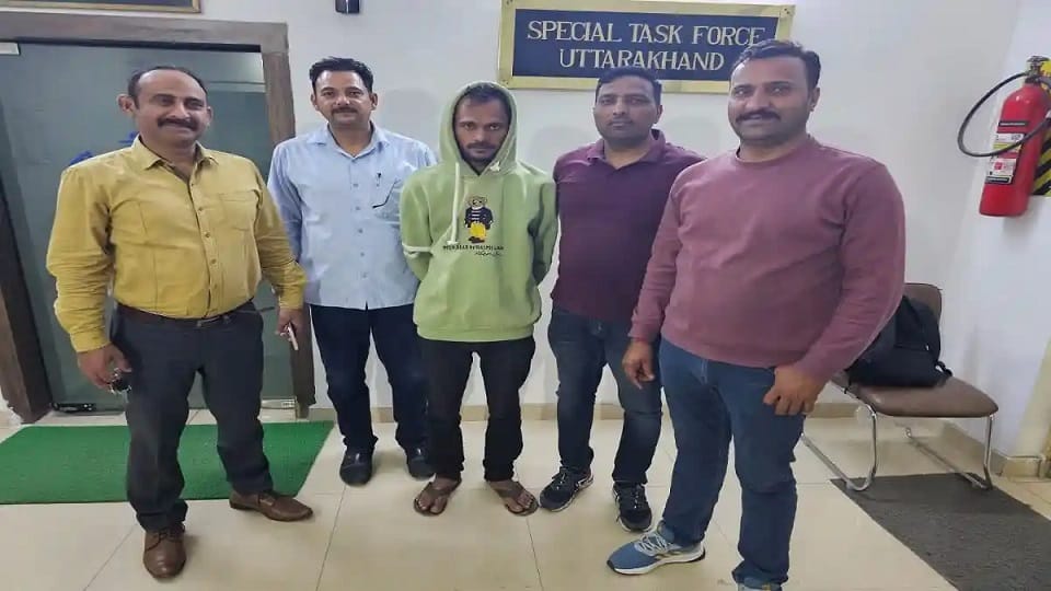 Haldwani News: The accused who cheated lakhs in the name of getting a job in the army arrested in dehradun