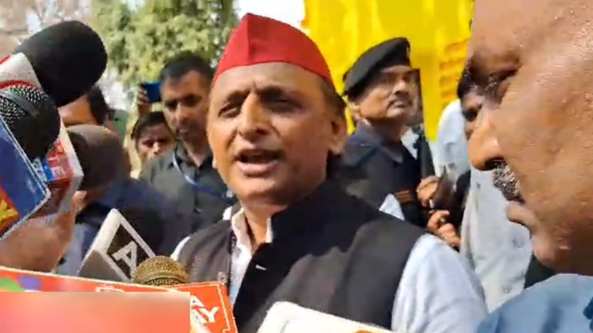 UP Lok Sabha Election 2024 Azam Khan angry over Akhilesh Yadav not contesting from Rampur Lok Sabha seat