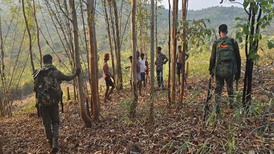 Soldiers again accused of assault with villagers in Jagdalpur